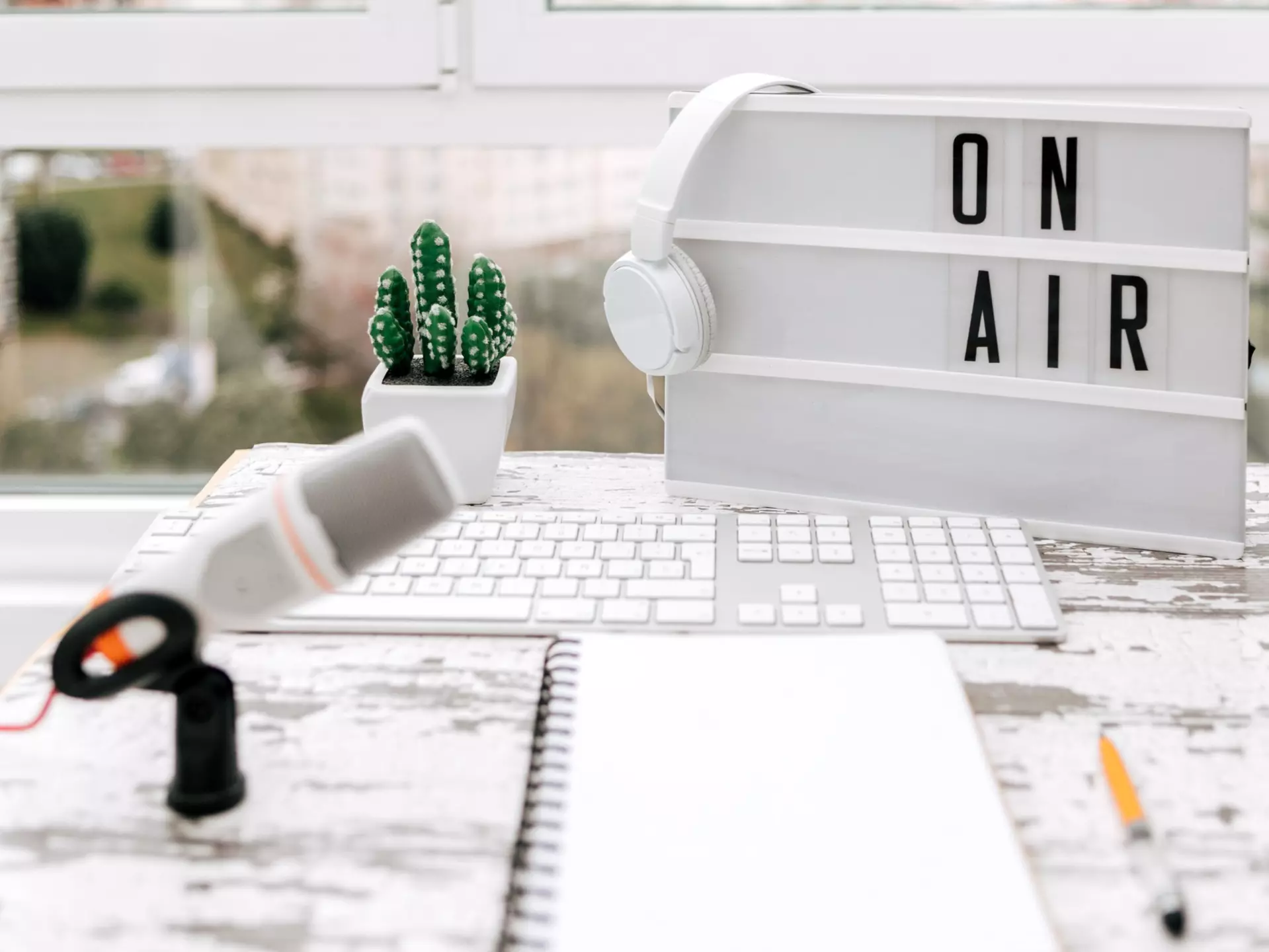 Microphone in the old studio with on air sign
1066124208
podcast, Plant Pod, Desk, Computer, Silence, Copy Space, Design, Lifestyles, Place of Work, Podcasting, Internet, Technology, Computer Keyboard, Microphone, The Media, Laptop, Recording Studio, Business Finance and Industry, Sepia Toned, Broadcasting, Spain, Computer Monitor, Modern, MP3 Player, Condenser Microphone, Domestic Life, A Coruna, Desktop PC, Mid-Air, Sound Recording Equipment, No People, Photography, Horizontal, Communication, Radio Station, Audio Equipment, Focus On Foreground, Square - Composition, Note Pad, Audio Electronics, Color Image