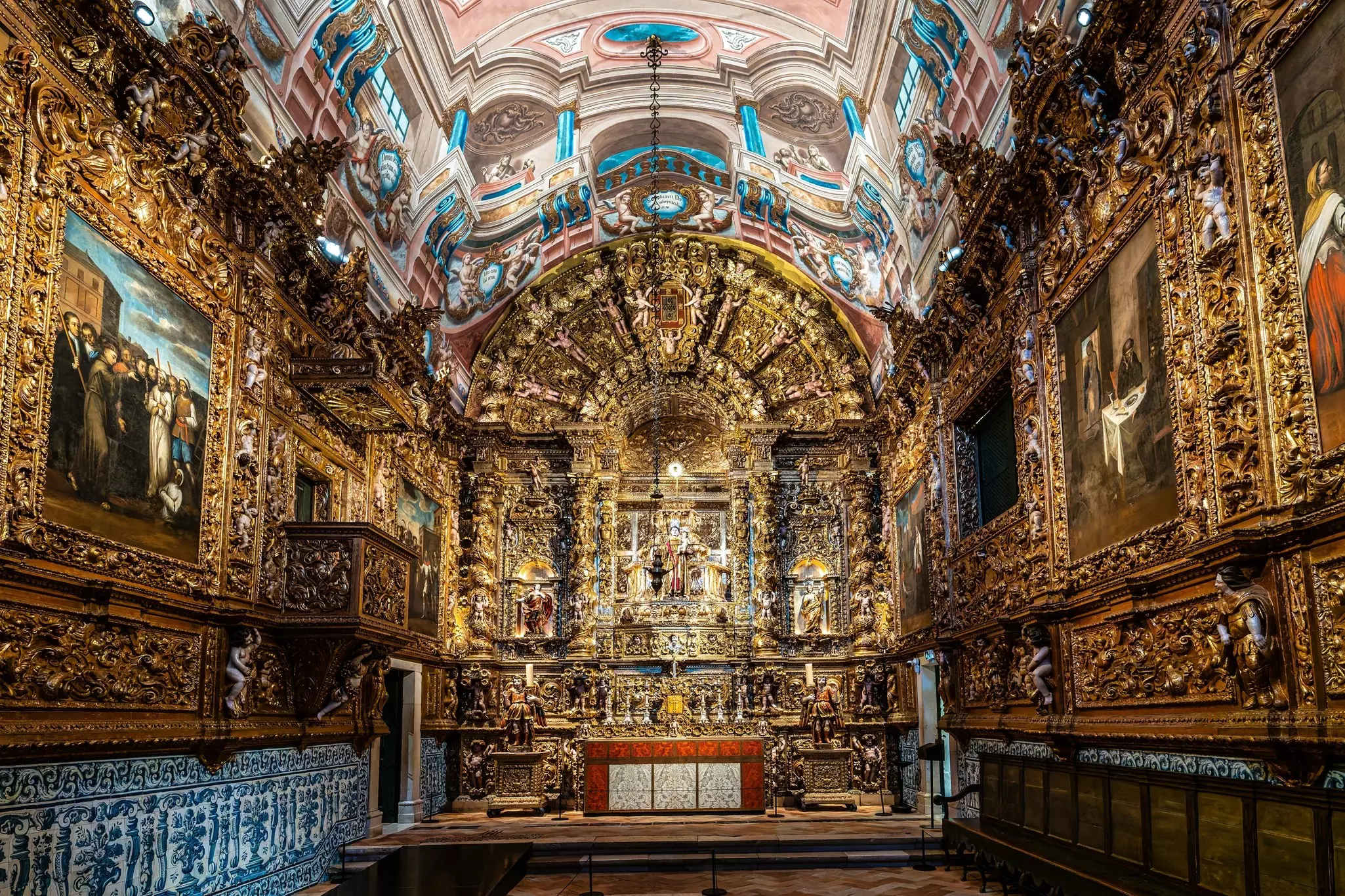 Lagos, Portugal - Feb 22, 2025: Beautiful interior of Church of St Anthony, Igreja de Santo Antonio in Lagos, Algarve in Portugal, License Type: media, Download Time: 2025-09-06T19:31:58.000Z, User: bhealy950, Editorial: true, purchase_order: 65050 - Digital Destinations and Articles, job: Lonely Planet Online Editorial, client: Best things to do in Lagos, Portugal, other: Brian Healy