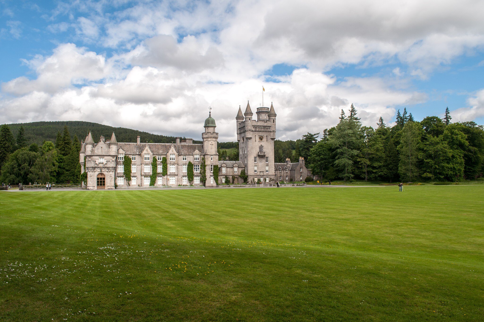 Royal Balmoral Castle in Scotland - the queen's summer residence, License Type: media, Download Time: 2026-03-02T19:59:36.000Z, User: LP_YKhanna, Editorial: false, purchase_order: 65050 - Digital Destinations and Articles, job: LP, client: App Content, other: Yuvraj Khanna