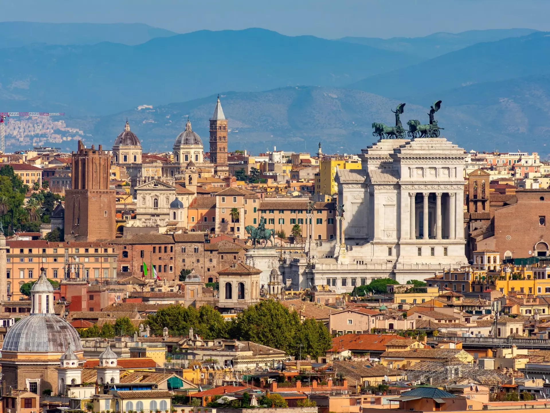 Rome skyline. Mistervlad/Shutterstock