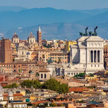 Rome skyline. Mistervlad/Shutterstock