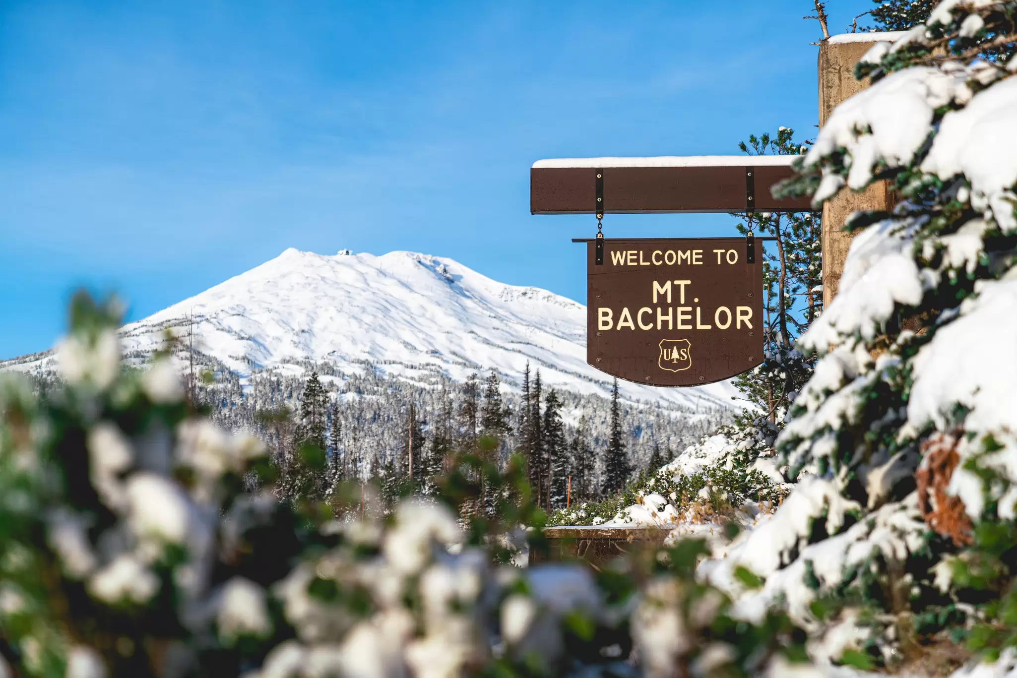 A woman skiing at Mt. Bachelor resort in Bend Oregon