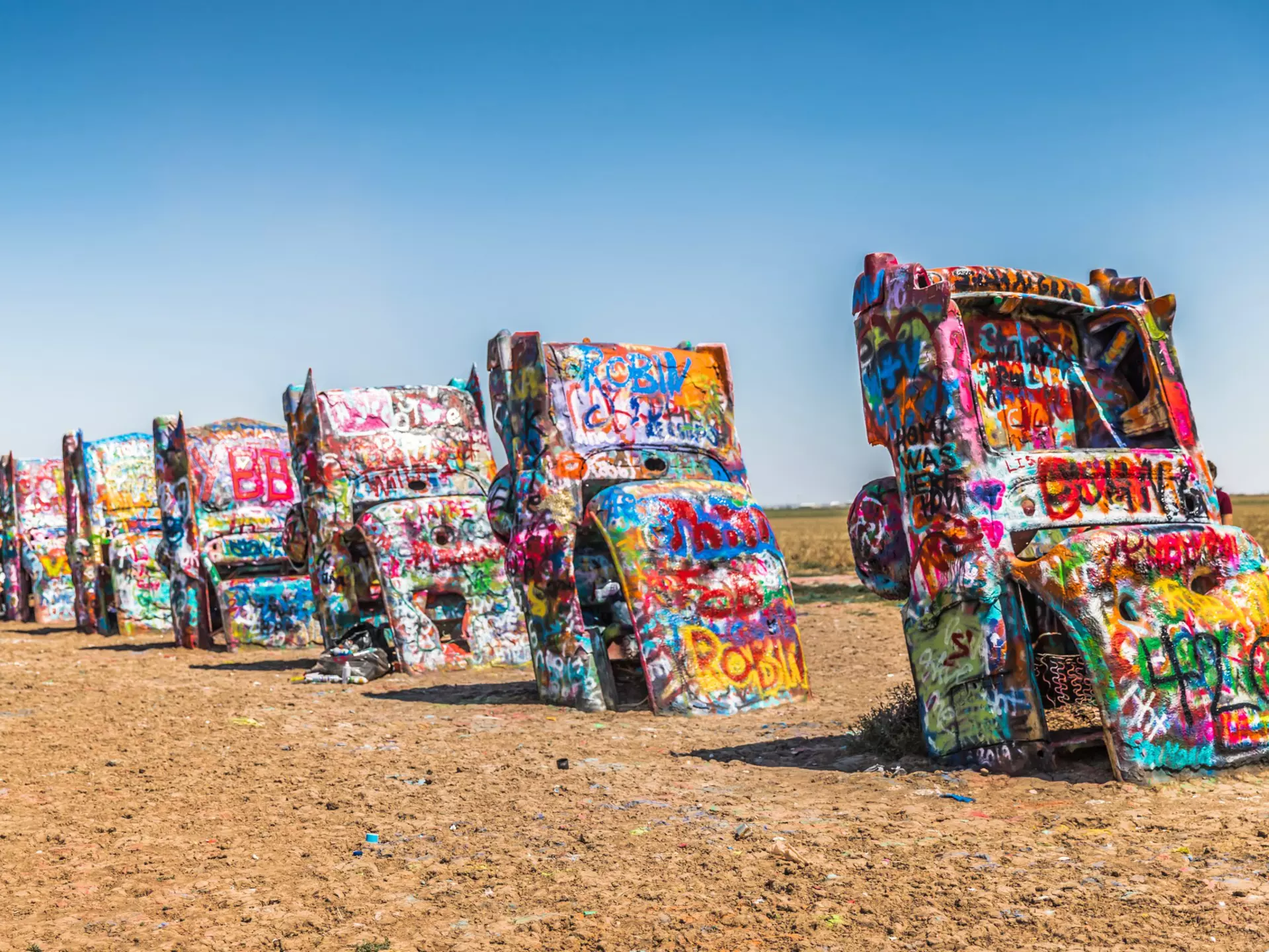 Embrace your inner-artist at Cadillac Ranch © YuniqueB / Shutterstock