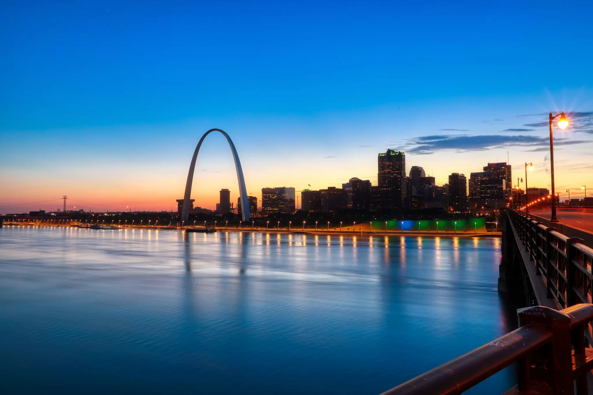 Sure, the Mississippi River and Gateway Arch are important St Louis landmarks, but there are other attractions to be explored. James Byard / EyeEm / Getty Images