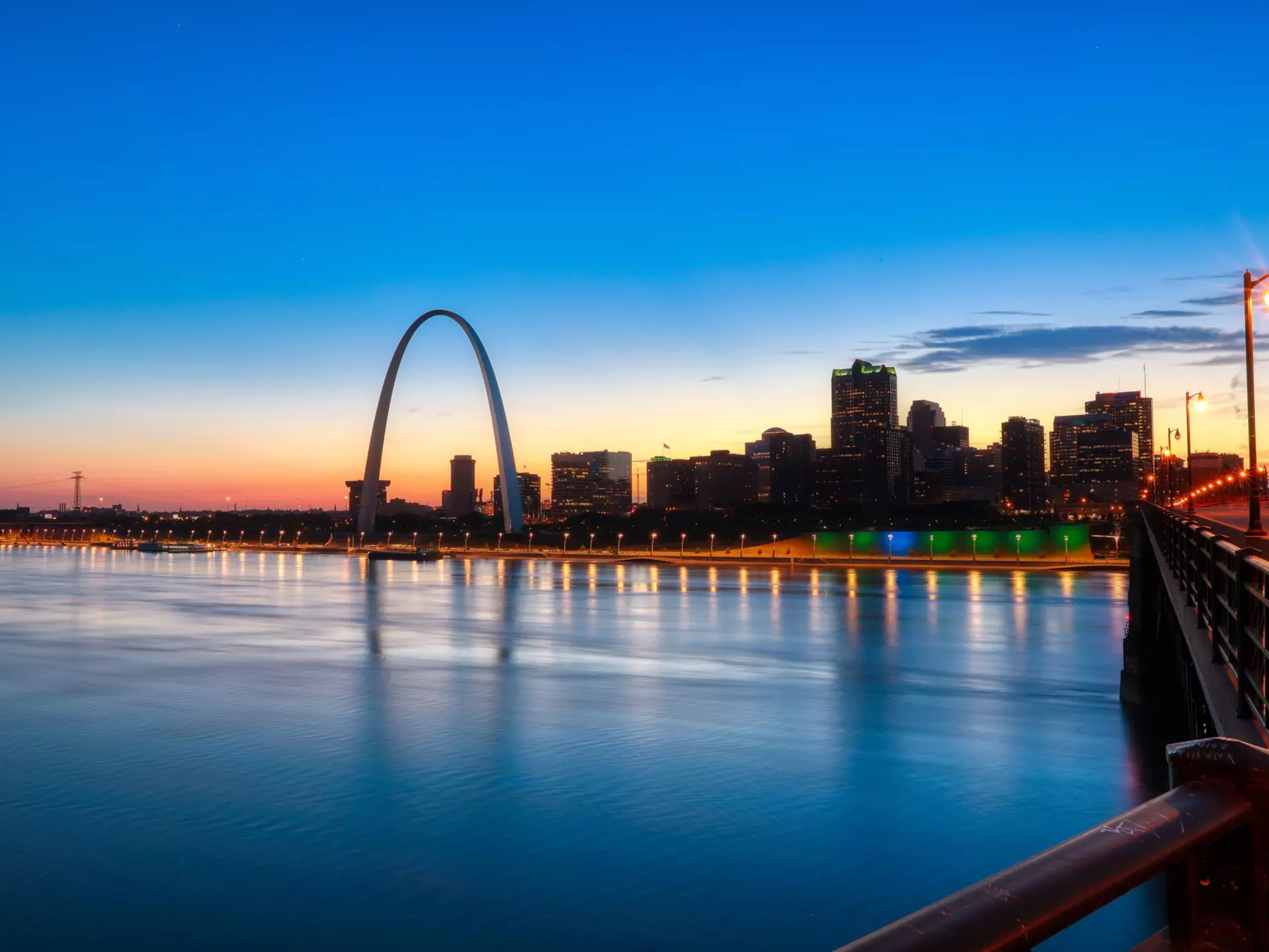 Sure, the Mississippi River and Gateway Arch are important St Louis landmarks, but there are other attractions to be explored. James Byard / EyeEm / Getty Images