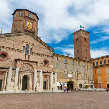 The Central Square of Reggio Emilia (Camillo Prampolini). ©RSfotography/Getty Images