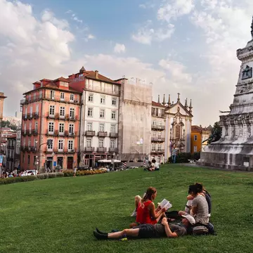 PORTO, PORTUGAL. AUGUST 2025
TOTAL TRIP, APPLE PAY
Porto locals enjoying the Jardim do Infante Dom Henrique