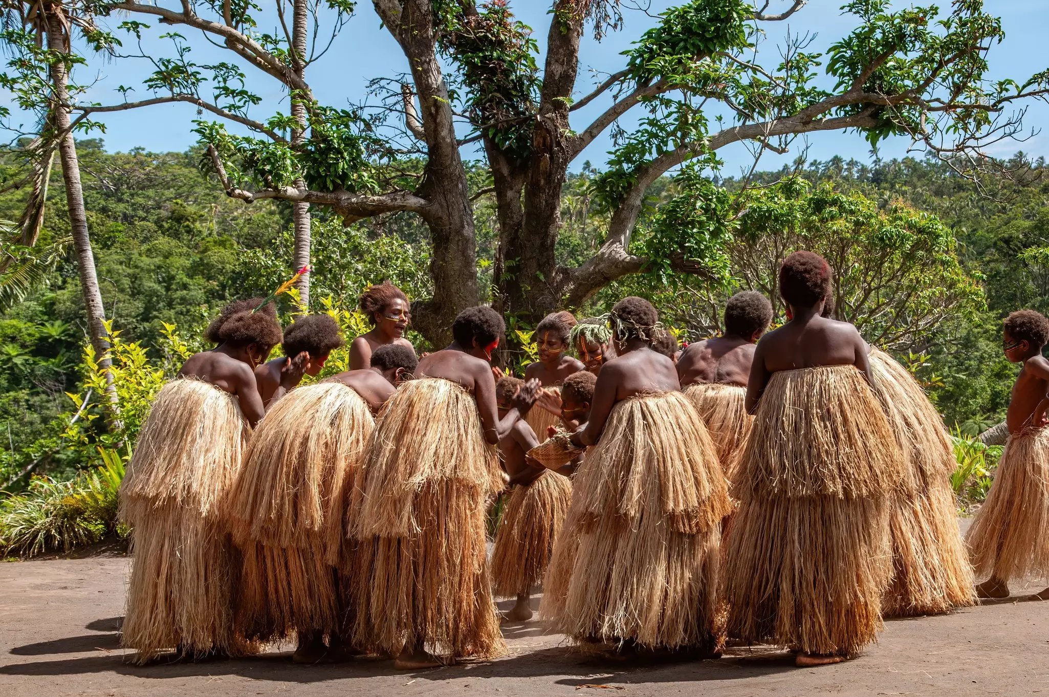 Dancers on Tanna island ©Paul Harding / Lonely Planet