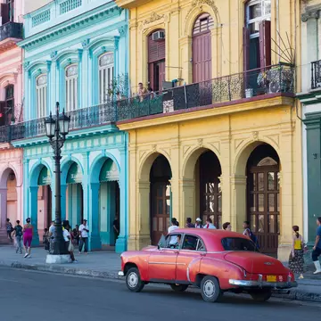 Colorful houses in Havana ©Bastian Linder/500px