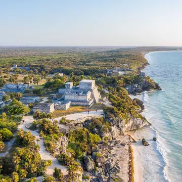 El Castillo and Tulum Ruins archaeological zone, Mexico. swissmediavision/Getty Images