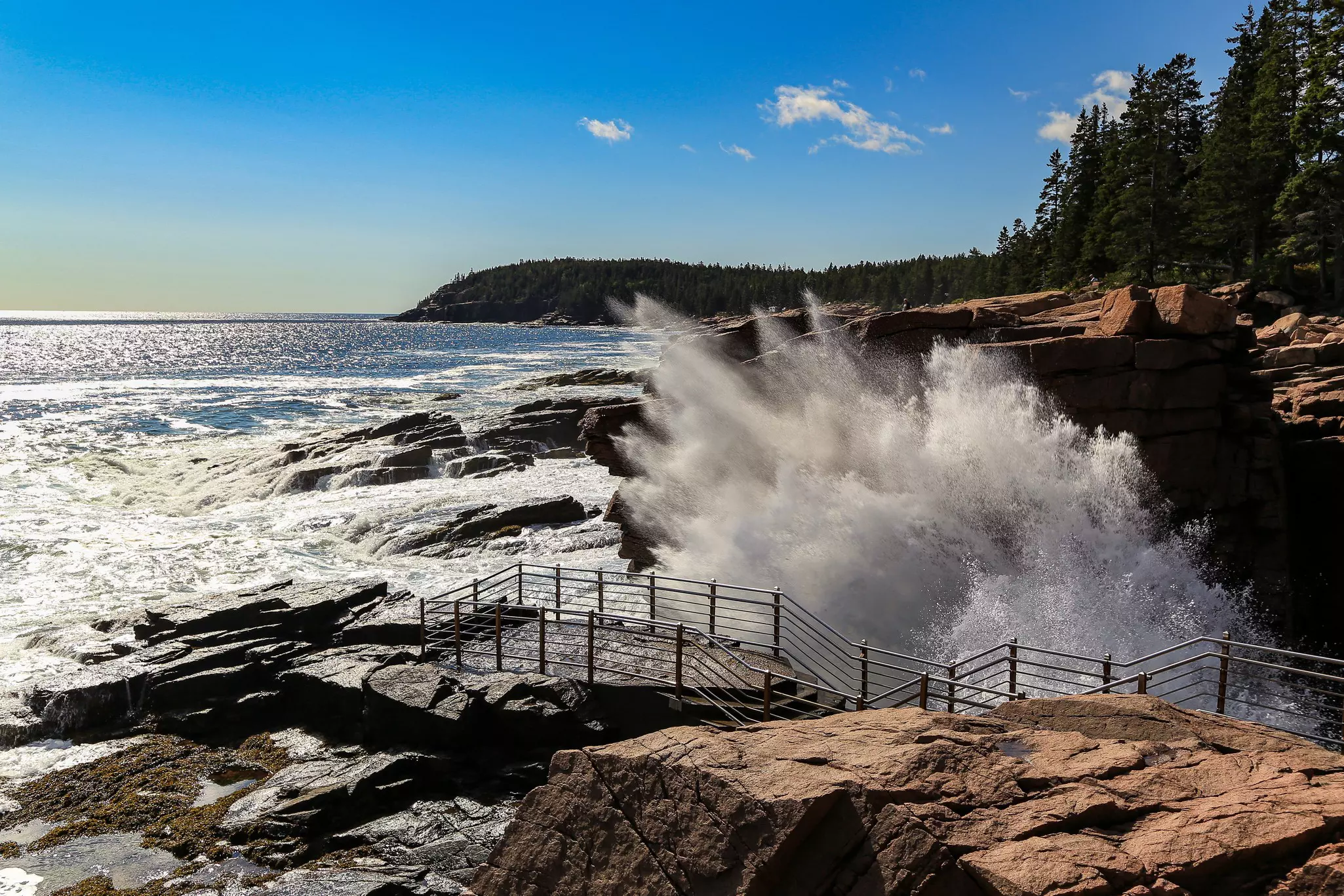Thunder Hole in Acadia National Park, License Type: media, Download Time: 2024-09-09T04:38:06.000Z, User: Norma.PrauseBrewer_LonelyPlanet, Editorial: false, purchase_order: 56530, job: Global Publishing WIP, client: New England 11, other: Norma Brewer