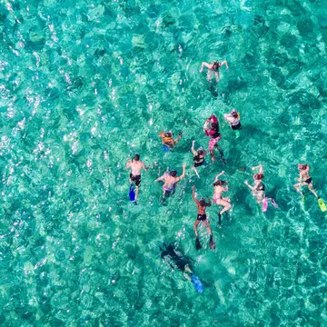 Snorkeling in Belize. Duarte Dellarole/Shutterstock