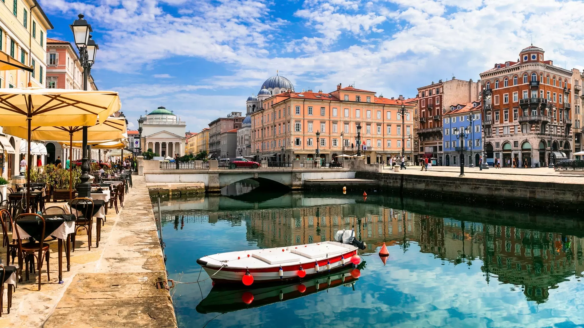 Trieste’s Grand Canal. Freesurf/Adobe Stock