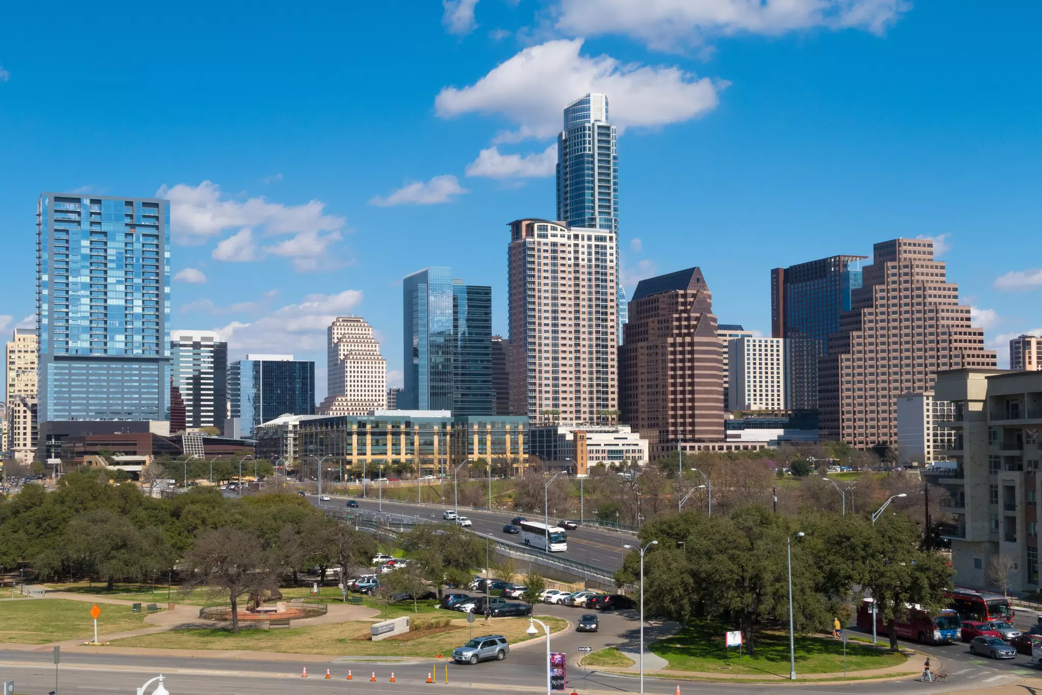In 2020, Capital Metro announced plans to expand Austin's transit offerings with new rail lines, express bus routes and park-and-ride centers © Shutterstock / Philip Arno Photography