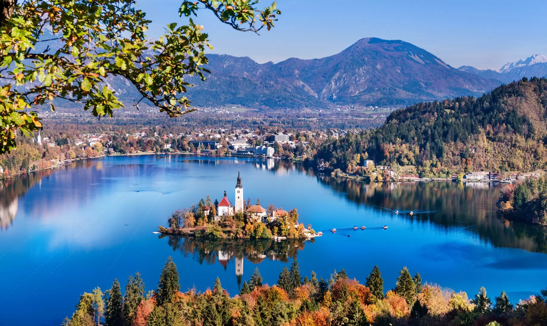 Plan the perfect trip to Slovenia with these tips on booking, packing and activities © Olesya Baron / Shutterstock