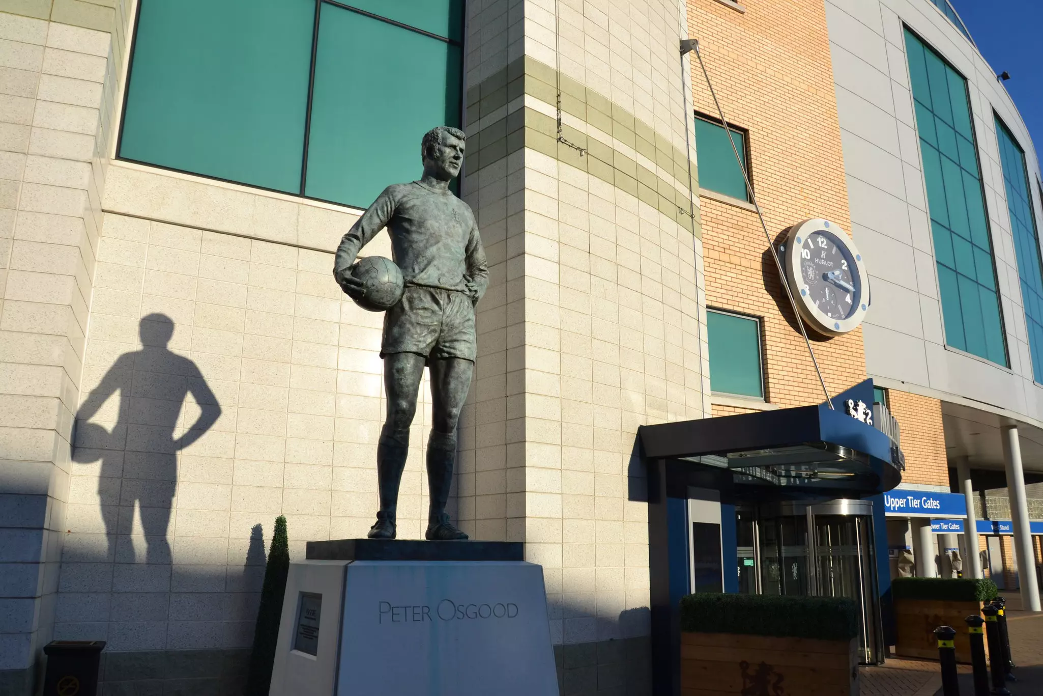 A statue of legendary Chelsea player Peter Osgood outside Stamford Bridge.