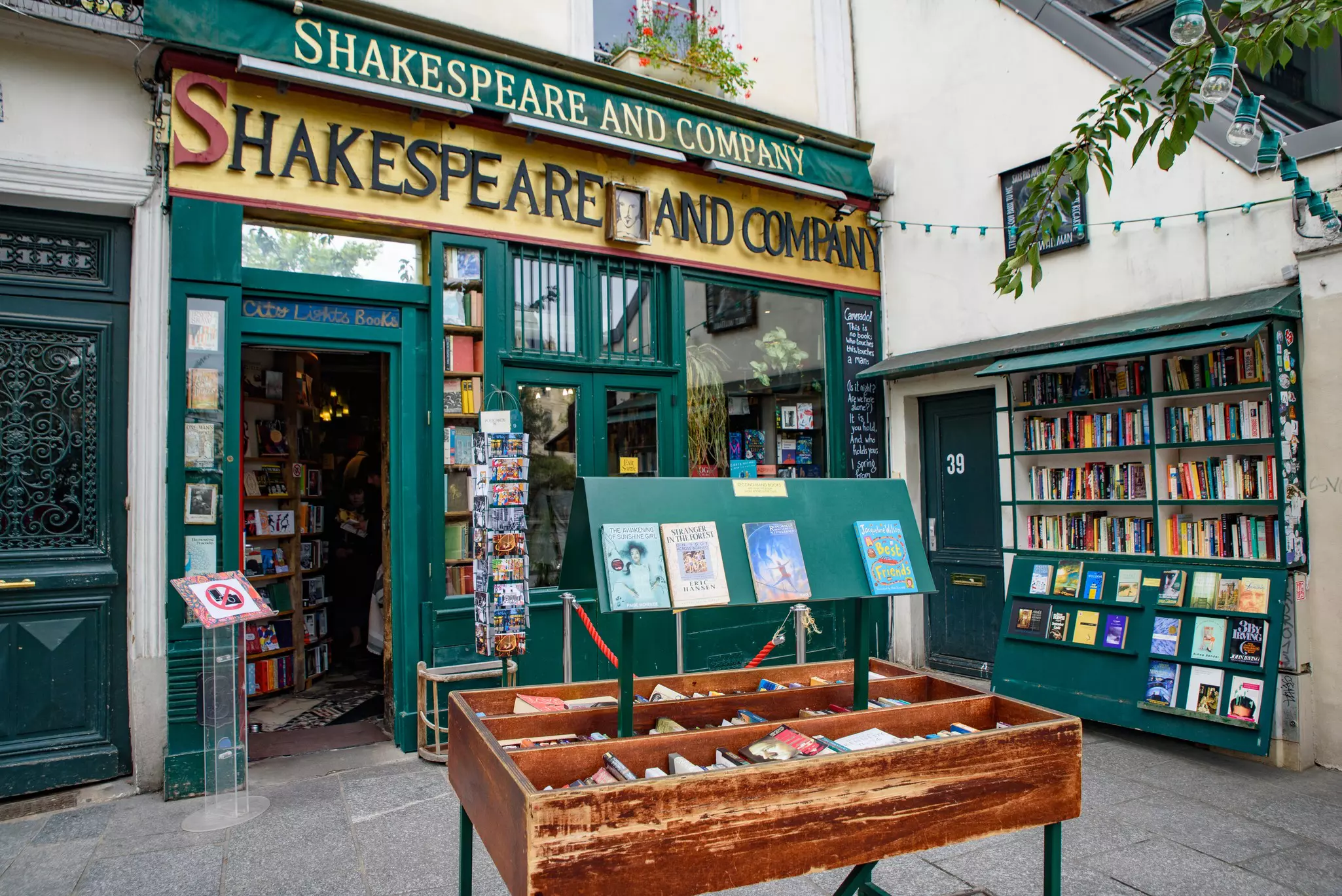 Exterior of Shakespeare and Company, the famous English-language bookstores in Paris, France.