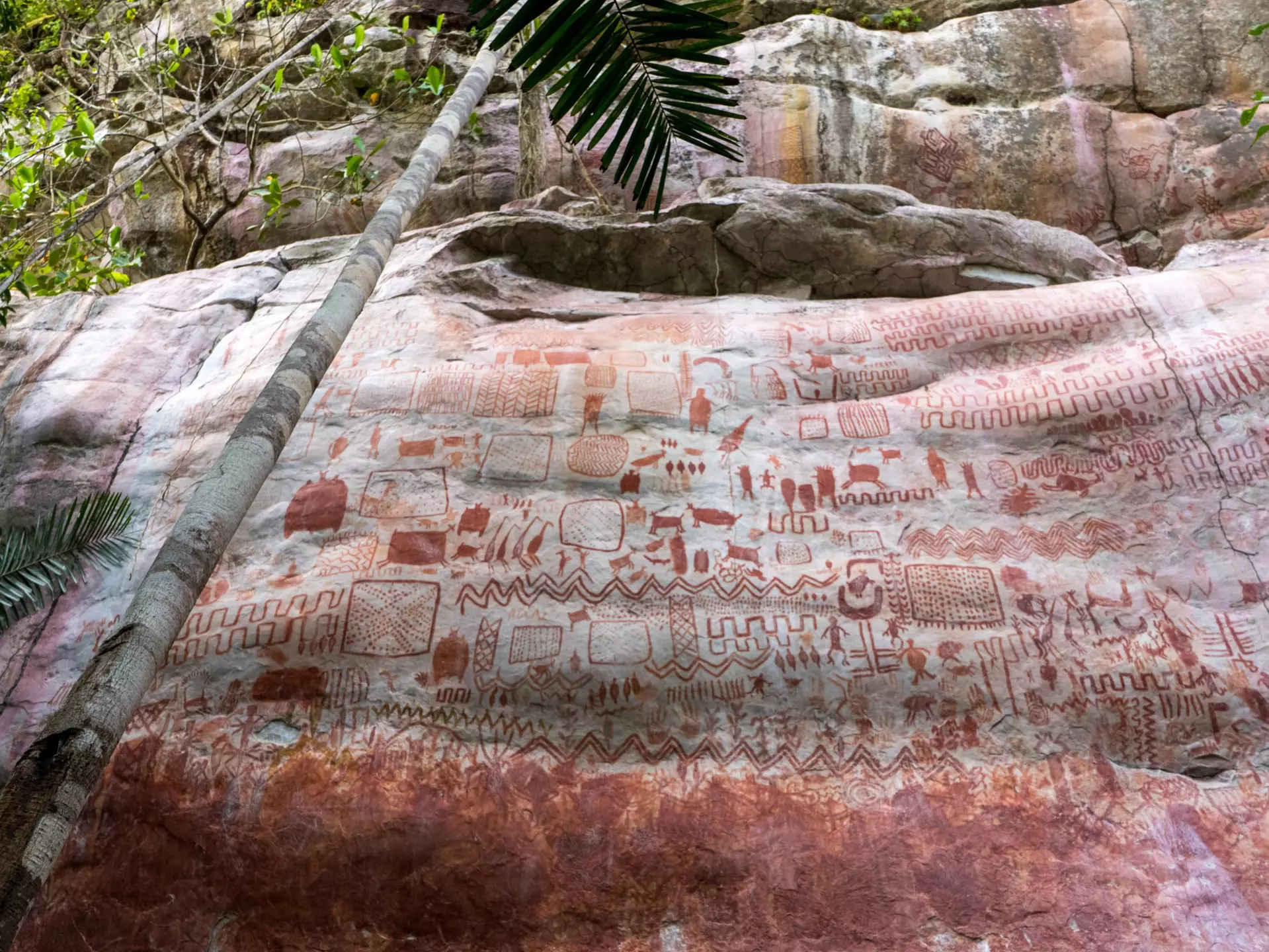 View of rock art at the Cerro Azul hill in the Serrania La Lindosa