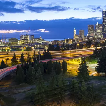 Cities, small towns, river and mountain views – this road trip from Los Angeles to Seattle has it all. Zi Yang/Getty Images