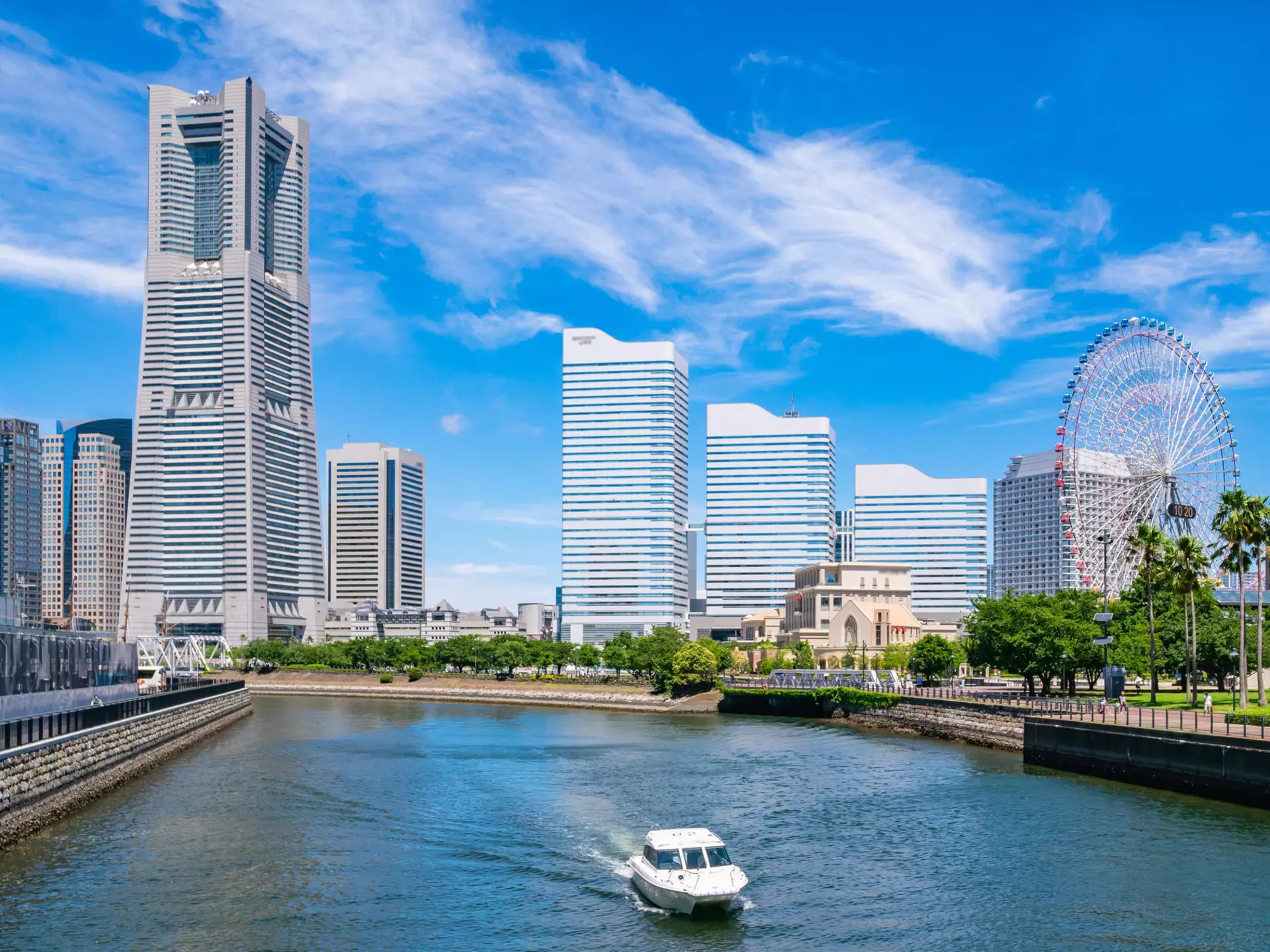 Minato Mirai waterfront district, Yokohama. okimo/Shutterstock