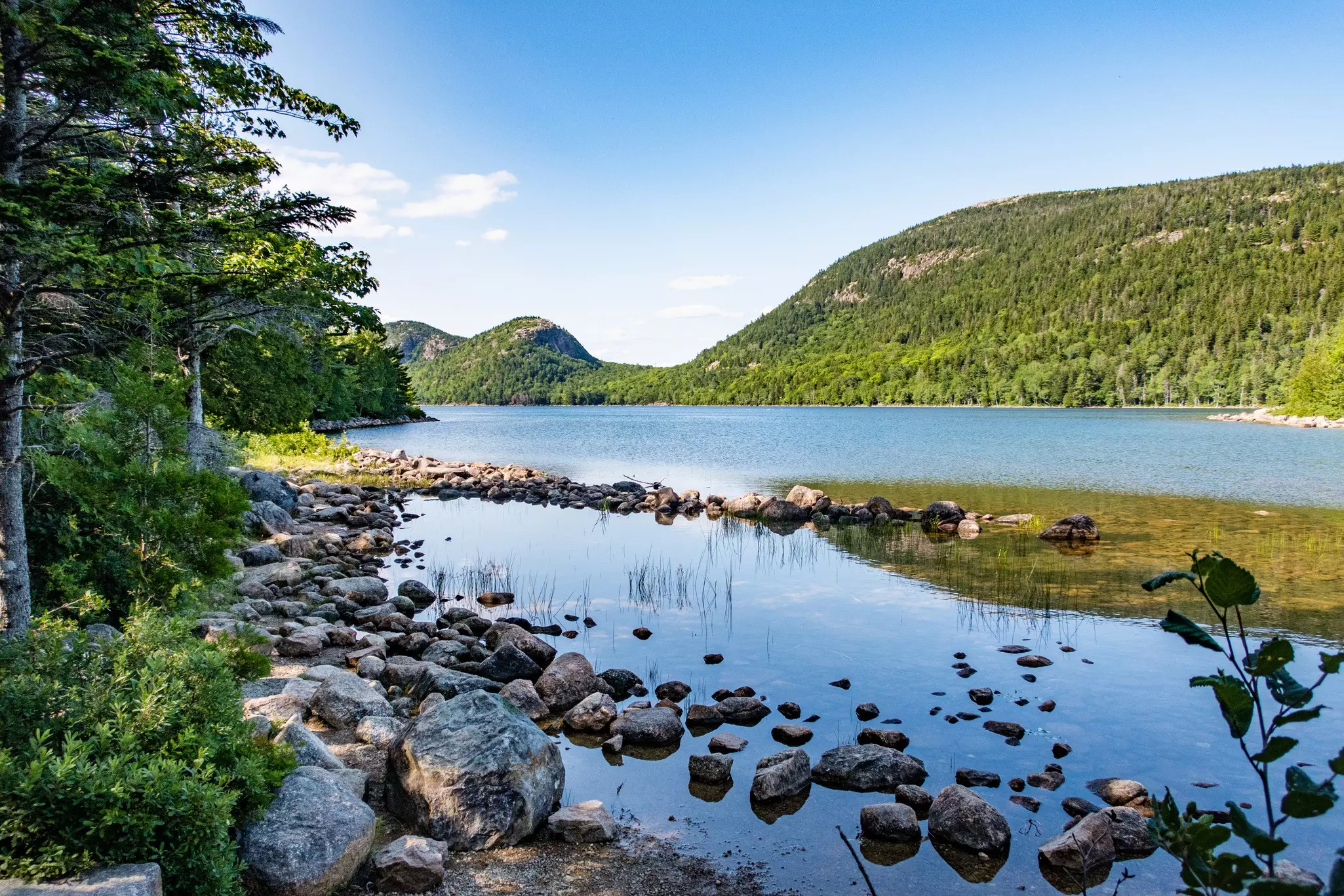 Clear waters of Jordan Pond at Acadia National Park.