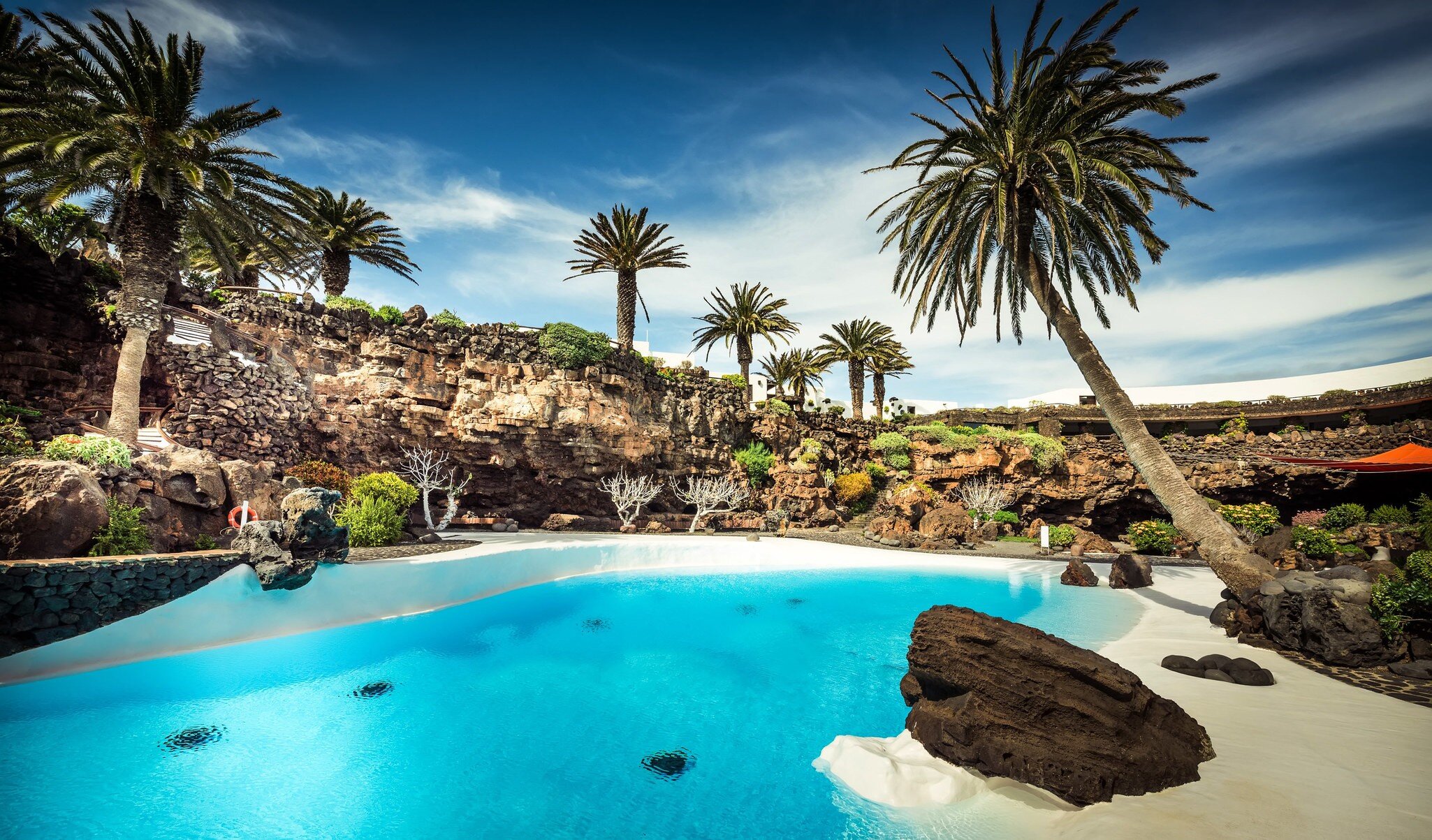 The reactivation of international tourism was the third phase of the Canaries’ recovery plan © In Green/Shutterstock