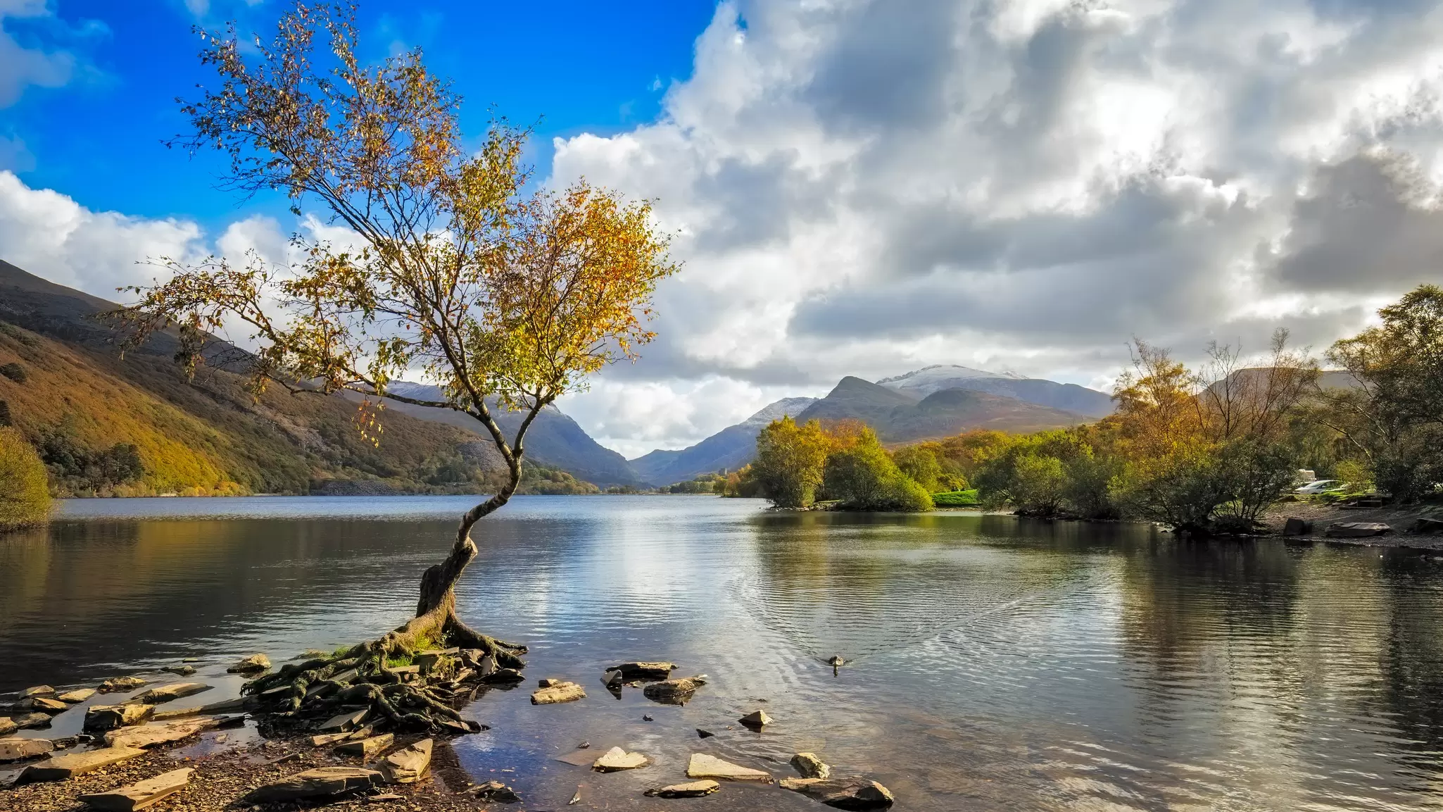 Dramatic vistas await on this five-day drive around Snowdonia (Eryri) and Anglesey. Lukasz Pajor/Shutterstock