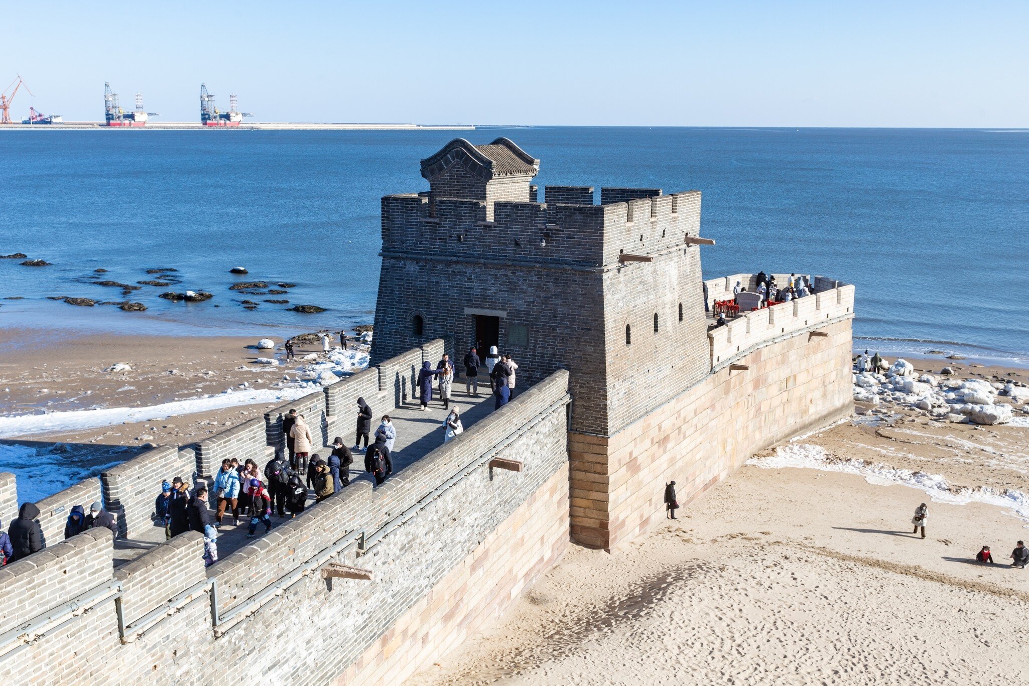 QINHUANGDAO, CHINA, JANUARY 24, 2023: Laolongtou (Old Dragon's Head) Great wall, License Type: media, Download Time: 2026-08-26T17:53:20.000Z, User: LP_NZhan, Editorial: true, purchase_order: 65050 - Digital Destinations and Articles, job: App Content, client: Lonely planet app, other: Nadine Zhan
