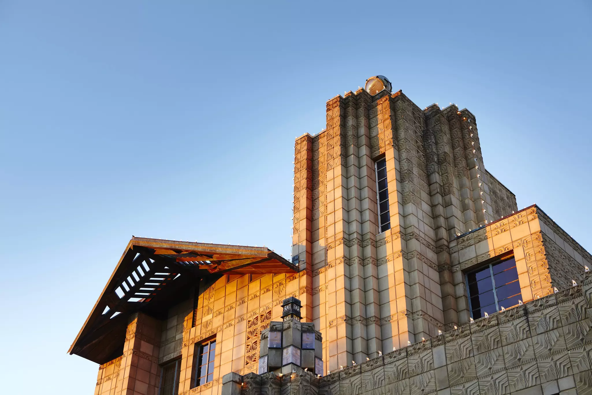 The Biltmore Hotel in Phoenix, Arizona – inspired by Frank Lloyd Wright © Matt Munro / Lonely Planet