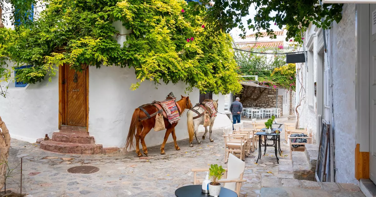 16 unforgettable things to do in Greece - Lonely Planet