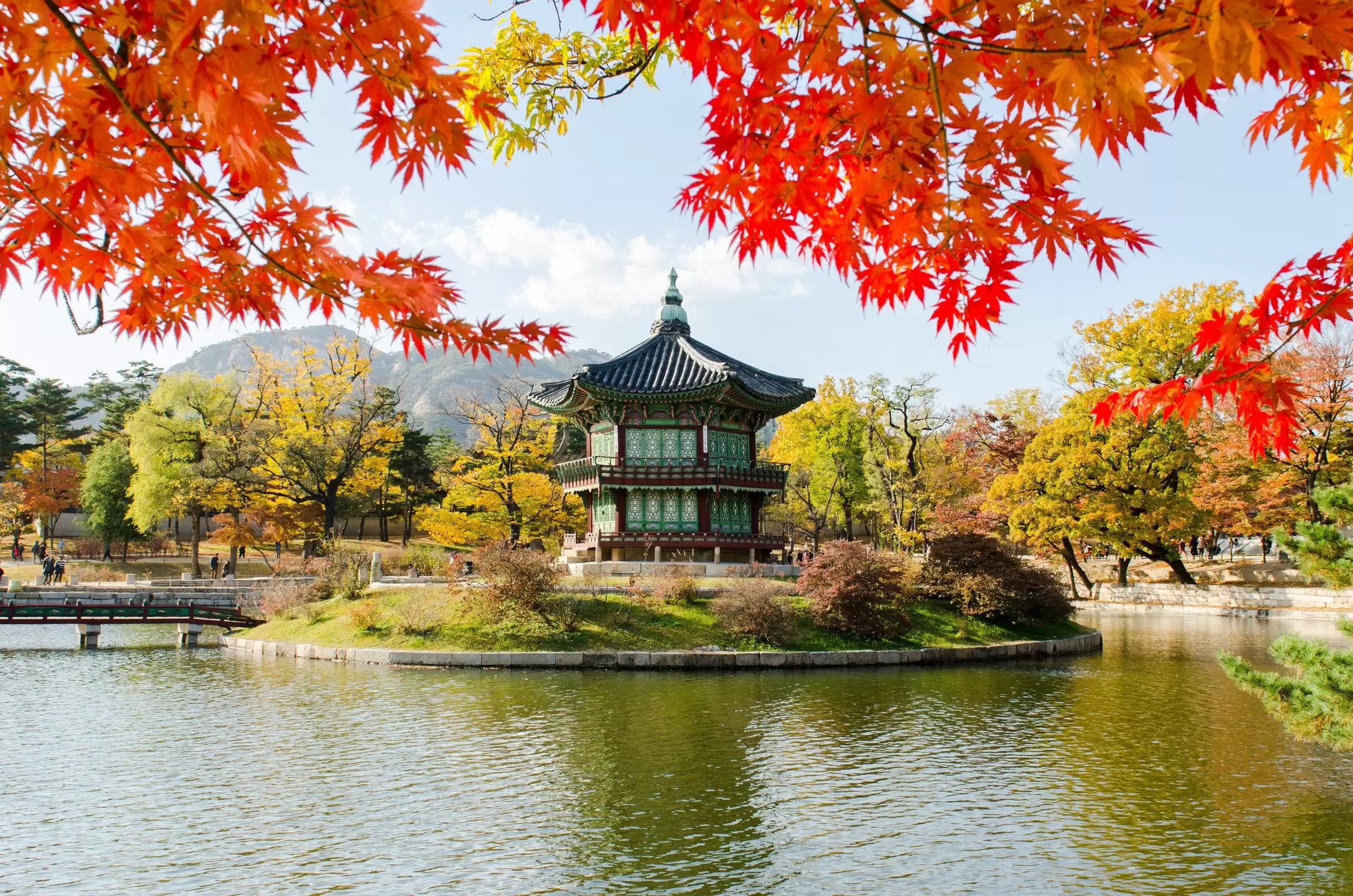 Gyeongbokgung Palace in Seoul, South Korea. CJ Nattanai/Shutterstock