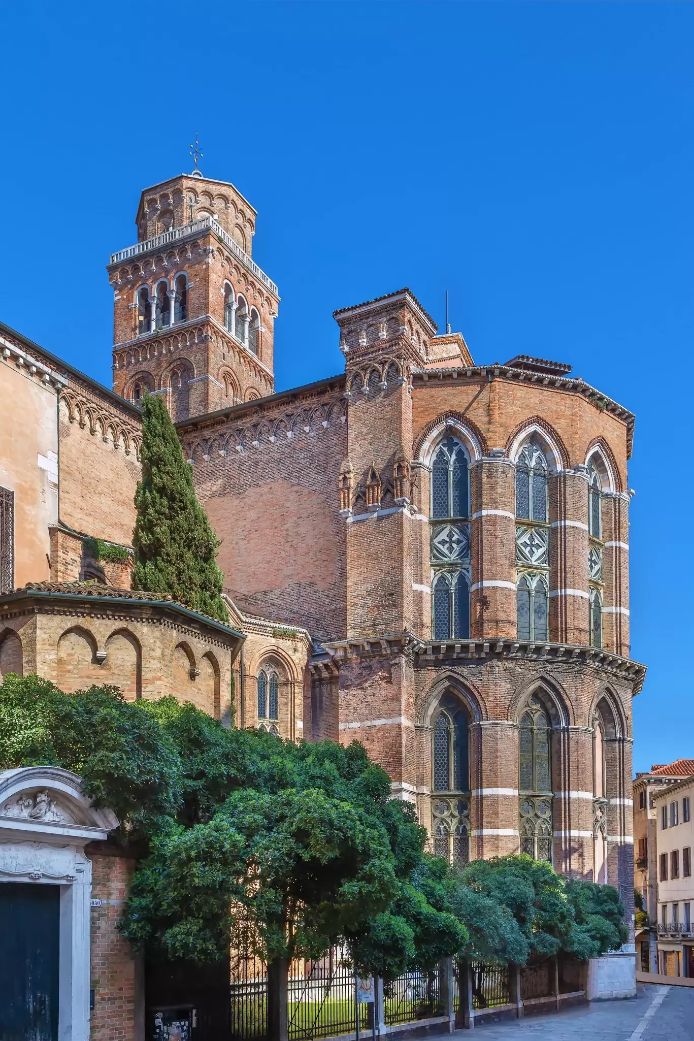 Exterior of the apse of Basilica di Santa Maria Gloriosa dei Frari (also known as I Frari) in Venice, Italy.