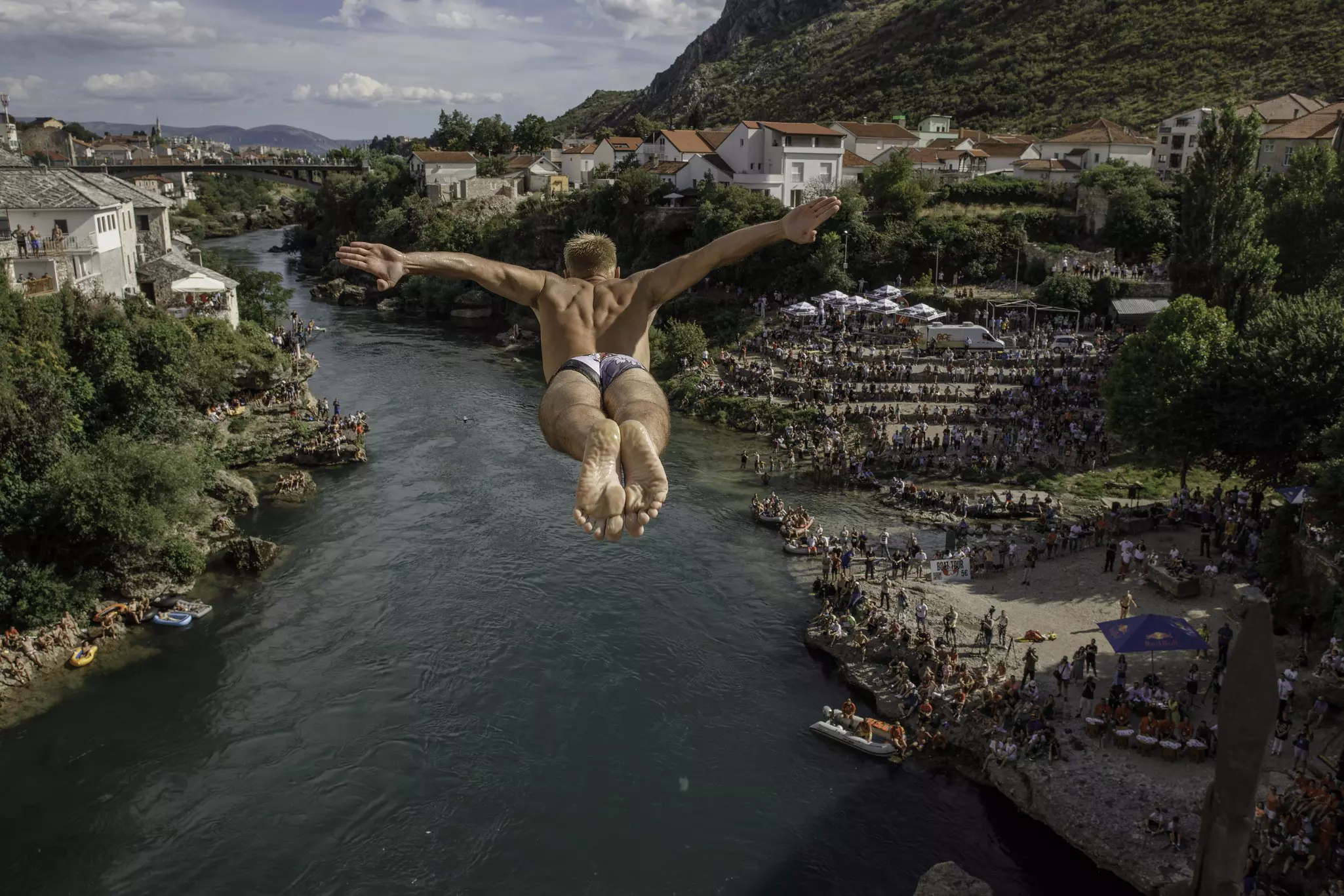 The Red Bull Cliff Diving World Series has brought competitive divers from all over the world to Mostar © Damir Sagolj / Getty Images