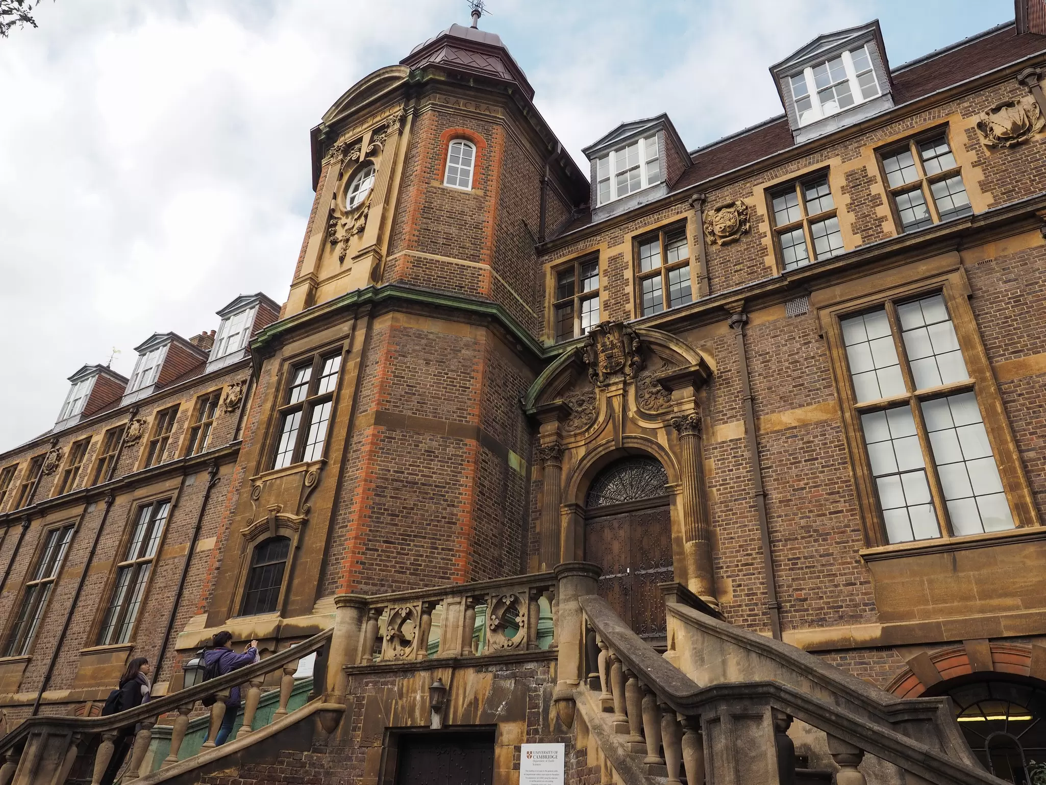 Exterior view of the Sedgwick Museum of Earth Sciences in Cambridge, UK.
