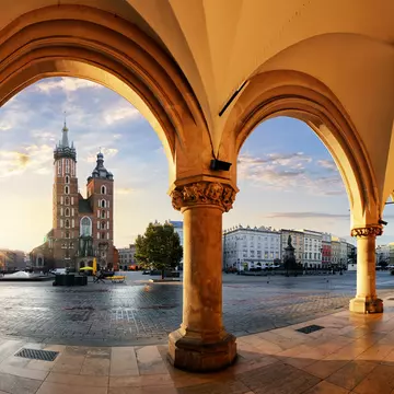 Kraków at sunrise. TTstudio/Shutterstock