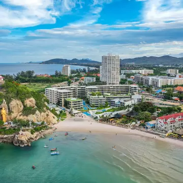 View from above of Wat Khao Takiab hill and the beach in Hua Hin, Prachuap Khiri Khan, Thailand