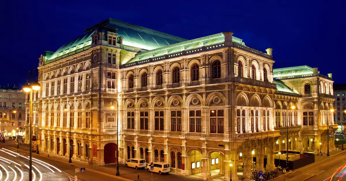 The Met Opera is streaming operas to entertain people during the ...