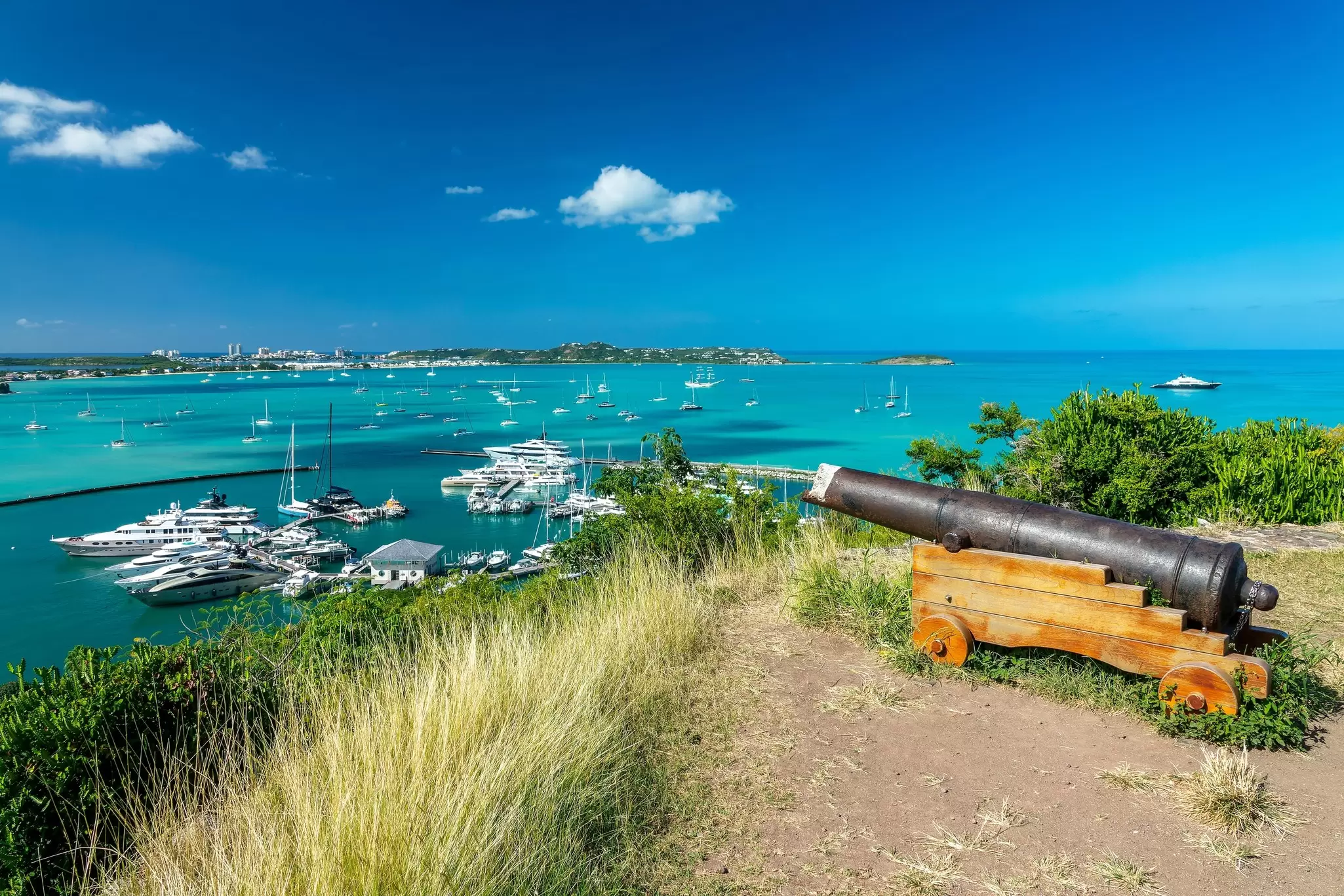 Fort Louis and Marigot Bay, St-Martin. Delpixel/Shutterstock