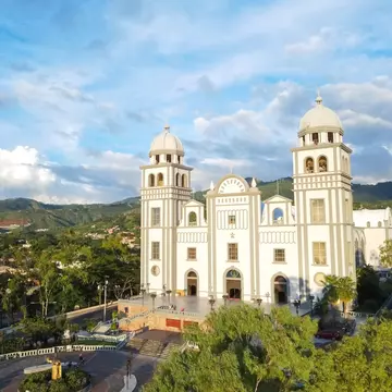 The highly revered Basílica de Suyapa in Tegucigalpa. Vivid imagery/Shutterstock