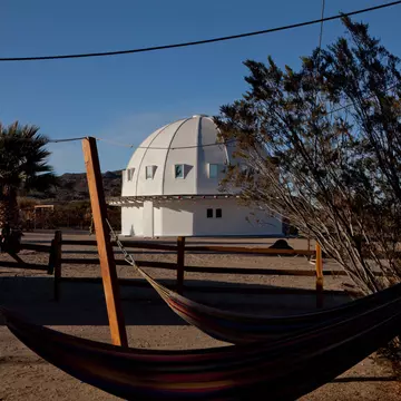 R68FK4 Integratron at Landers, CA
R68FK4
integratron, integraton, landers, california, california, sound, bath, tourist, hippie, daytime, destination, hammocks
**RIGHTS MANGED** uploaded for use on the LP app -- Integratron at Landers, CA