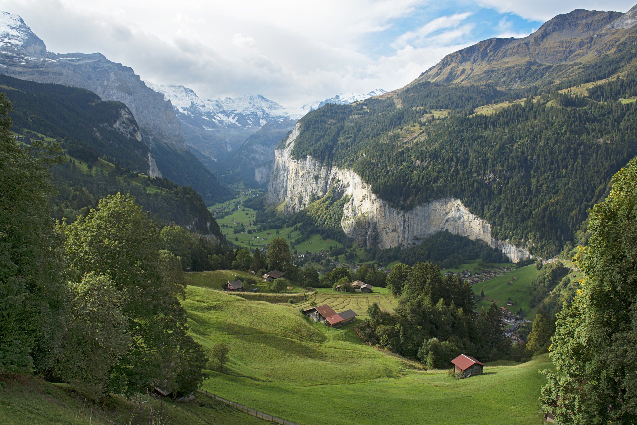 Overview of Lauterbrunnen Valley from Wengen.