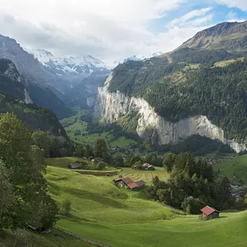 Overview of Lauterbrunnen Valley from Wengen.