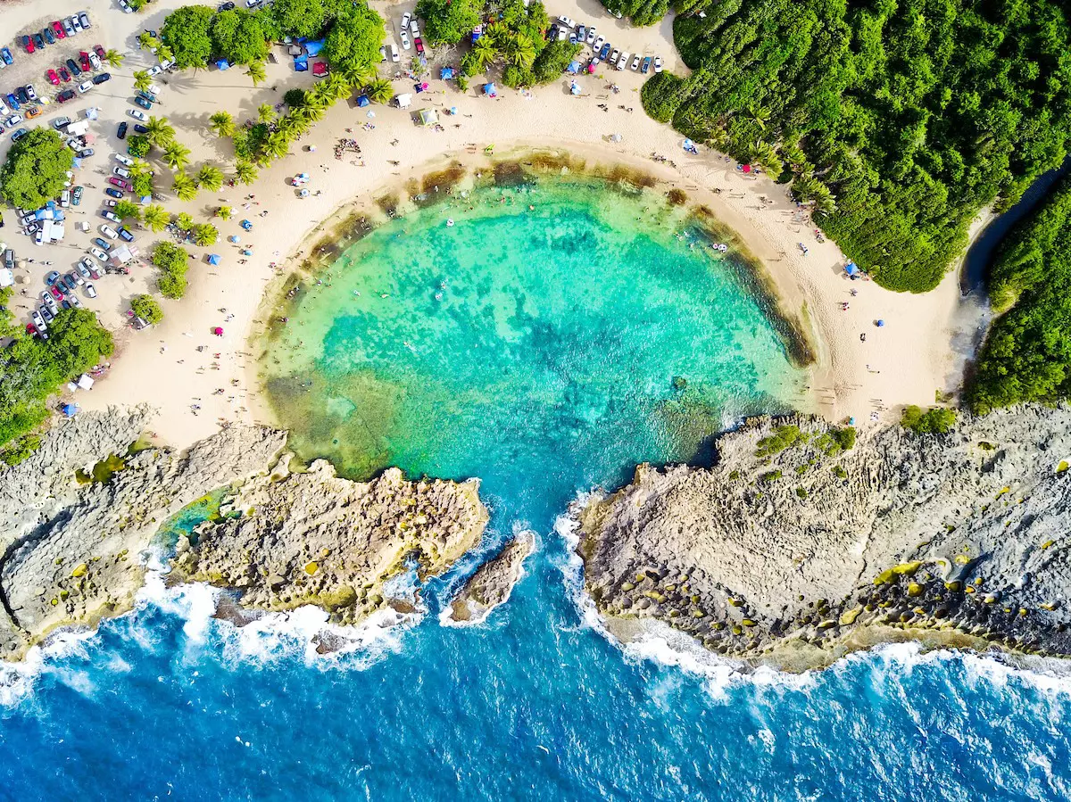Limestone walls protect the perfectly-oval-shaped small cove at Mar Chiquita © Courtesy of Discover Puerto Rico