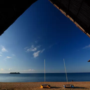 Camping and rustic beach accommodation can be an excellent to stretch your budget in Malawi © Luca Roggero / EyeEm / Getty Images