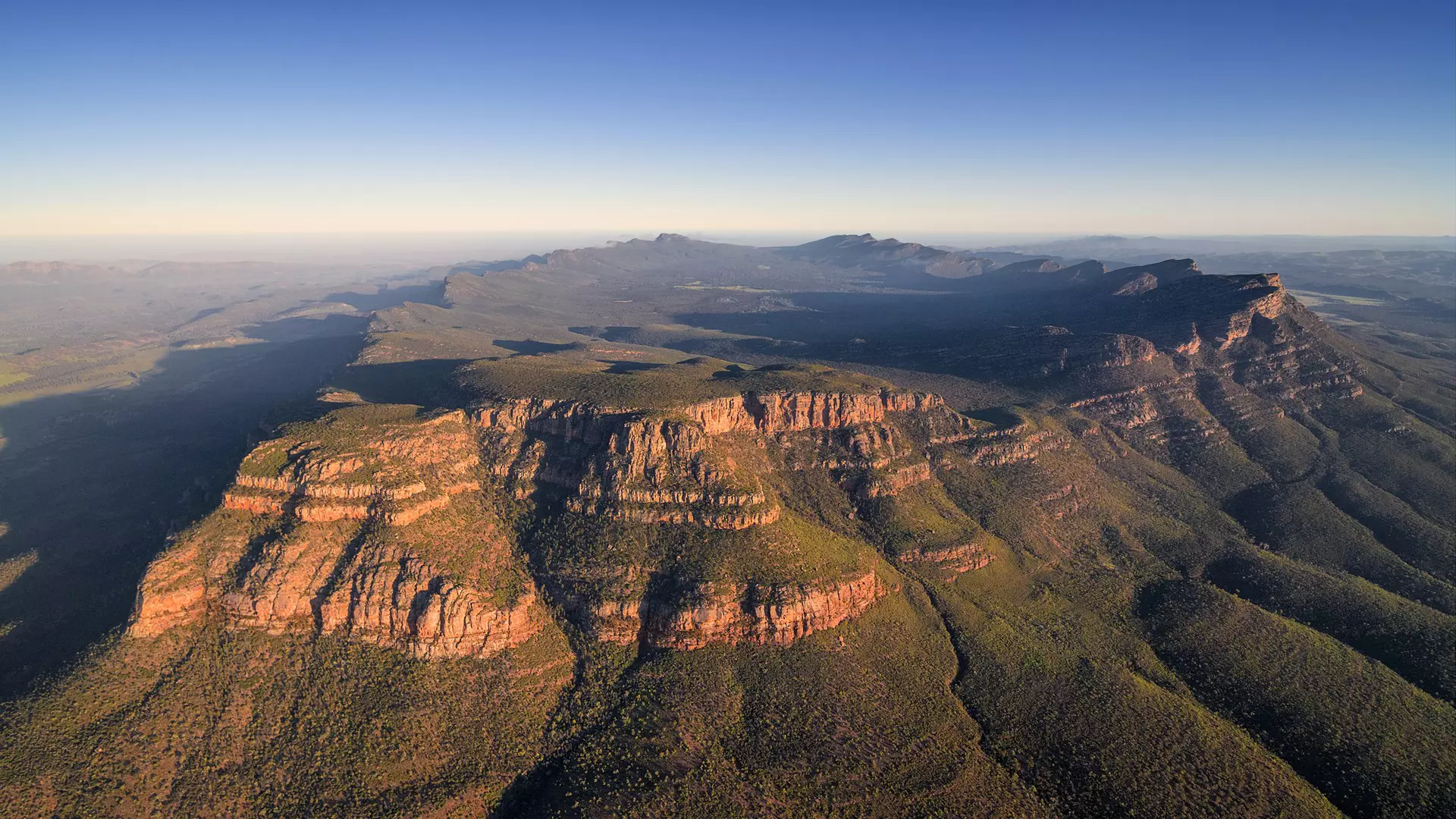 Southern Lightscapes-Australia/Getty Images