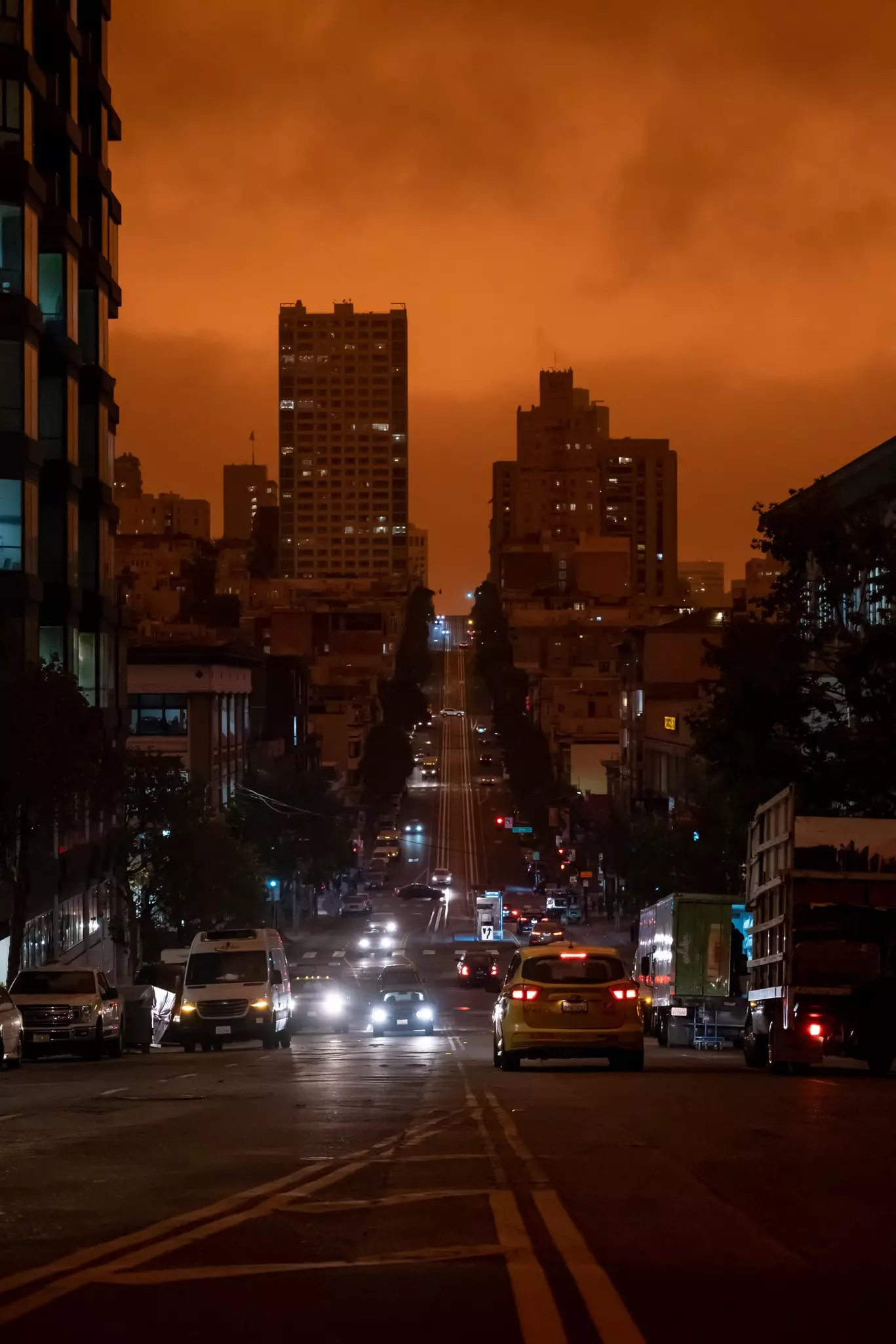 US-CLIMATE-FIRE-CALIFORNIA-SEQUOIA