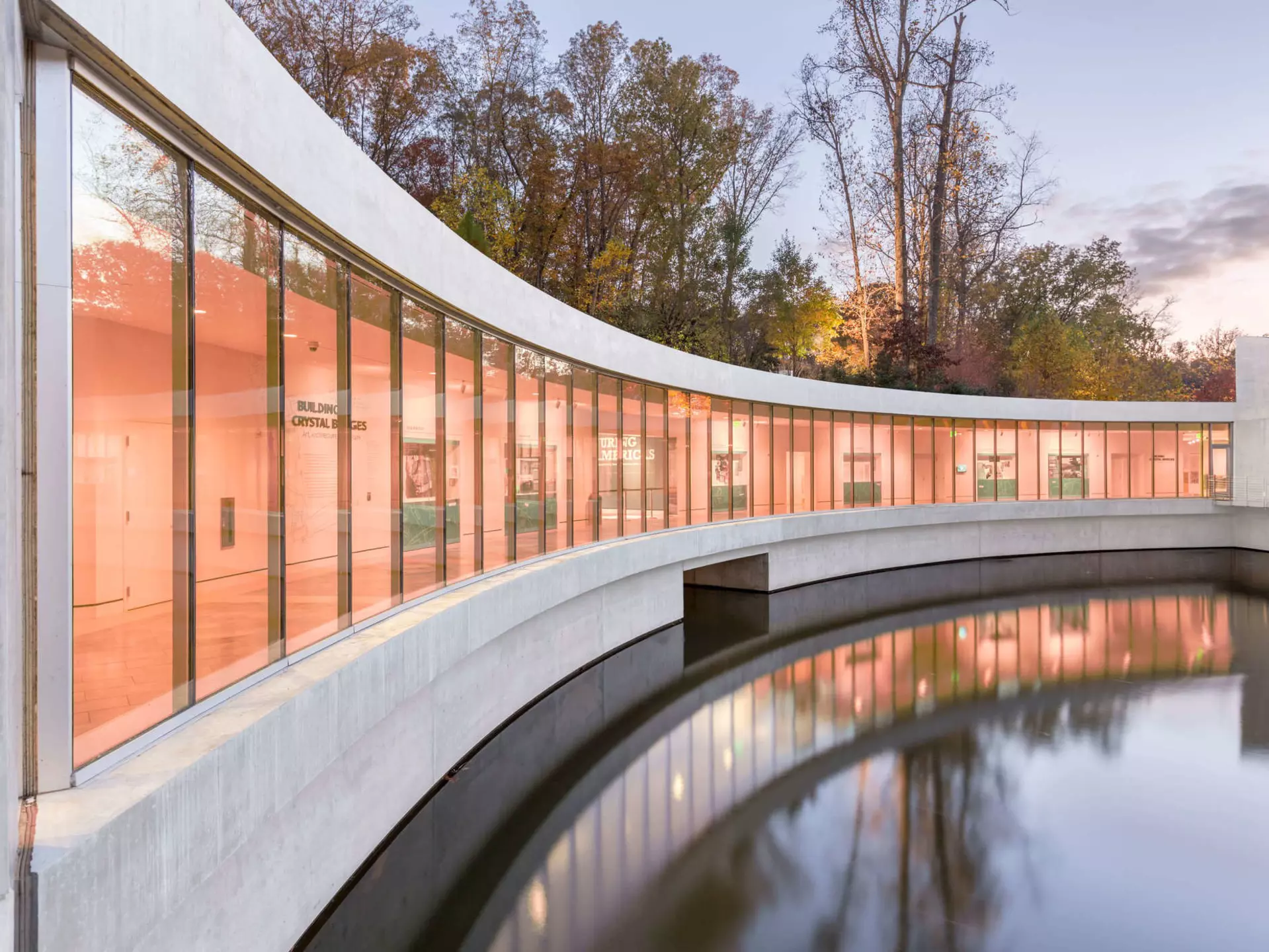 The curvaceous Crystal Bridges Museum of American Art, founded by Alice Walton and designed by Moshe Safdie.
