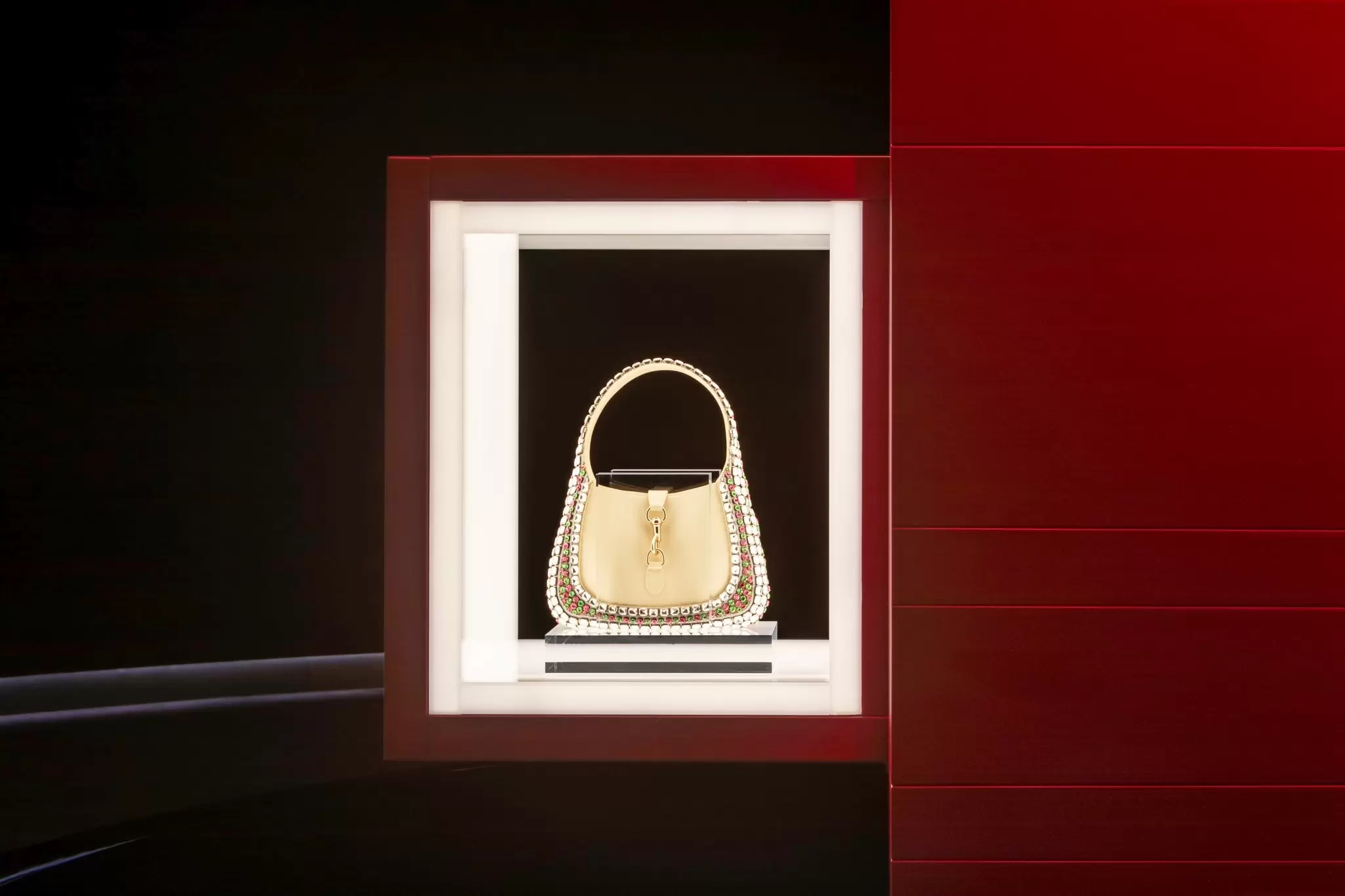 The Gucci exhibition carries examples of Gucci’s most exquisite handbag designs from across the decades © courtesy Gucci COSMOS