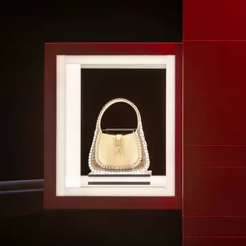 The Gucci exhibition carries examples of Gucci’s most exquisite handbag designs from across the decades © courtesy Gucci COSMOS
