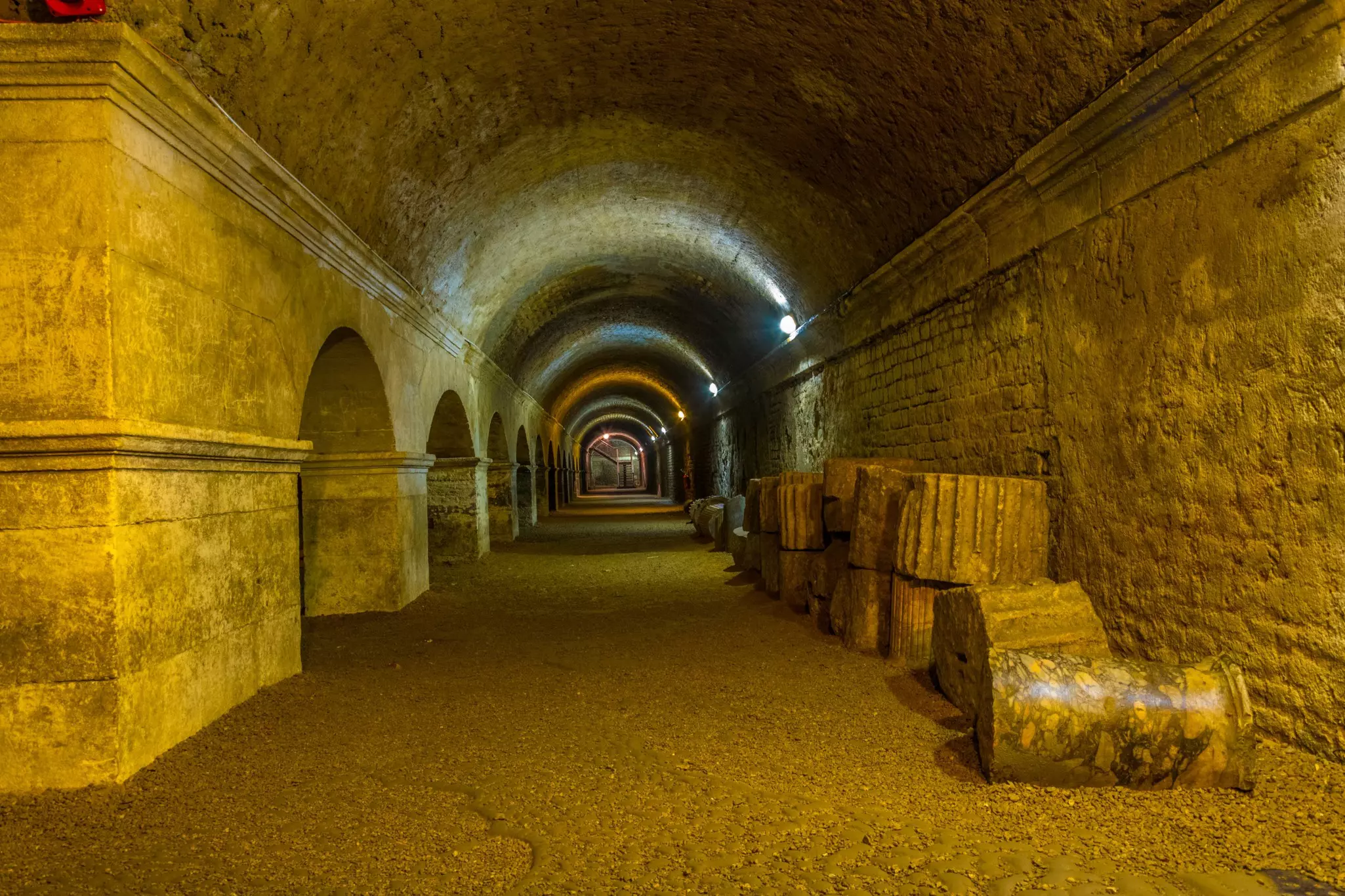 Cryptoportiques, an underground gallery or roman origin in Arles, France